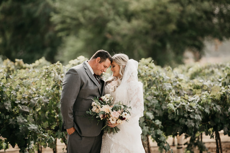 Lindsey + Ryan Winery Wedding | Tin Sparrow Events + Liz Robinson Photography