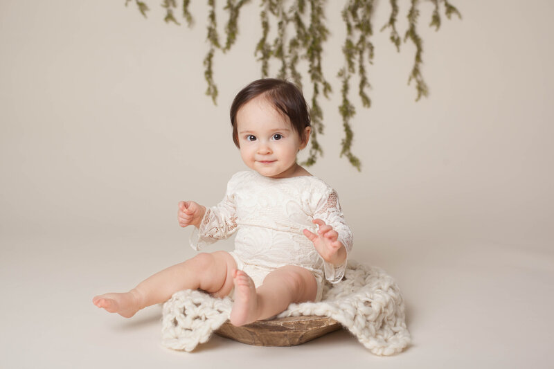 1 year old  white outfit