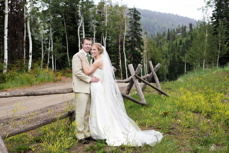 Colorado Wedding photographer working with Steamboat Springs Wedding planner The Main Event