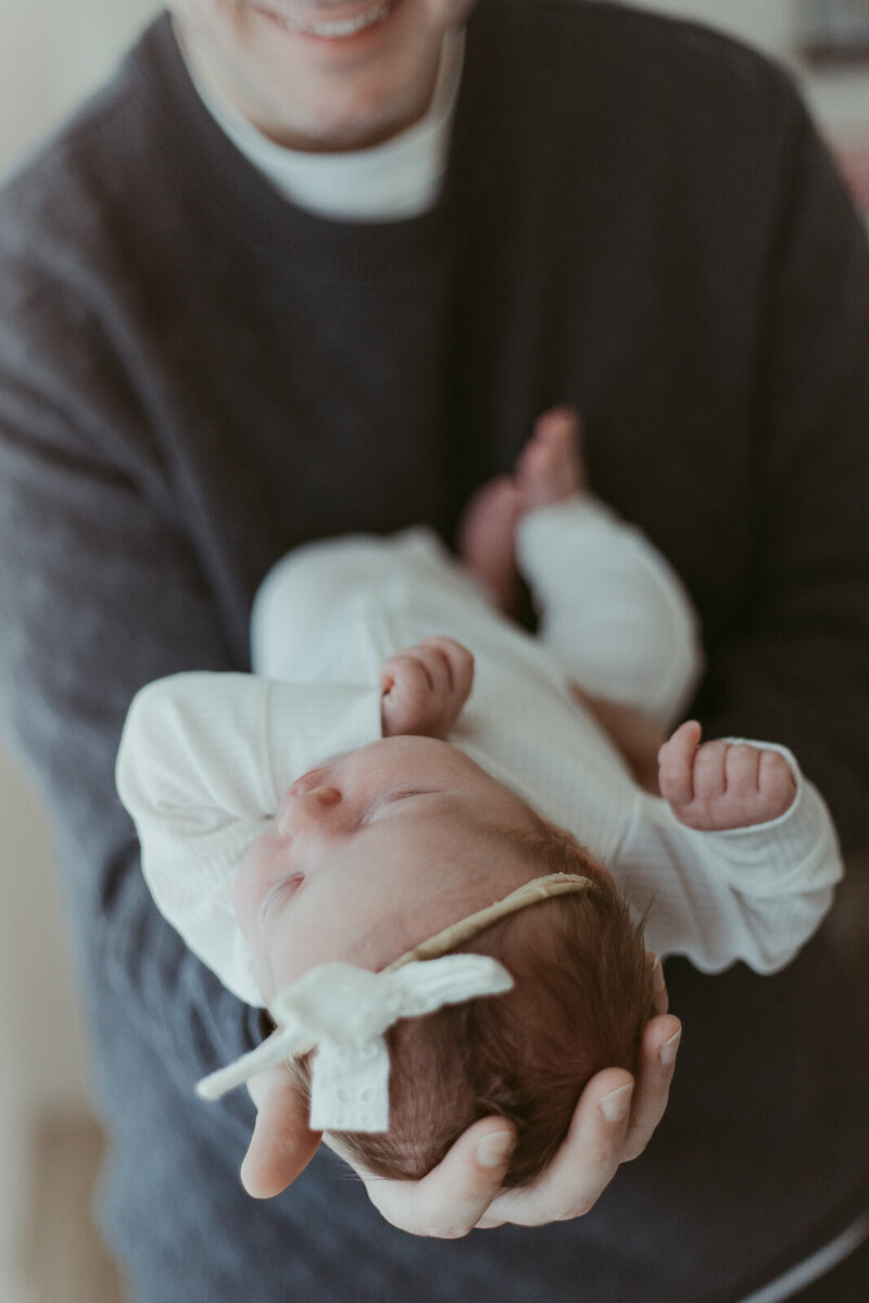 2024-11-14-Newborn-TheresaMartin(Sneaks)-84