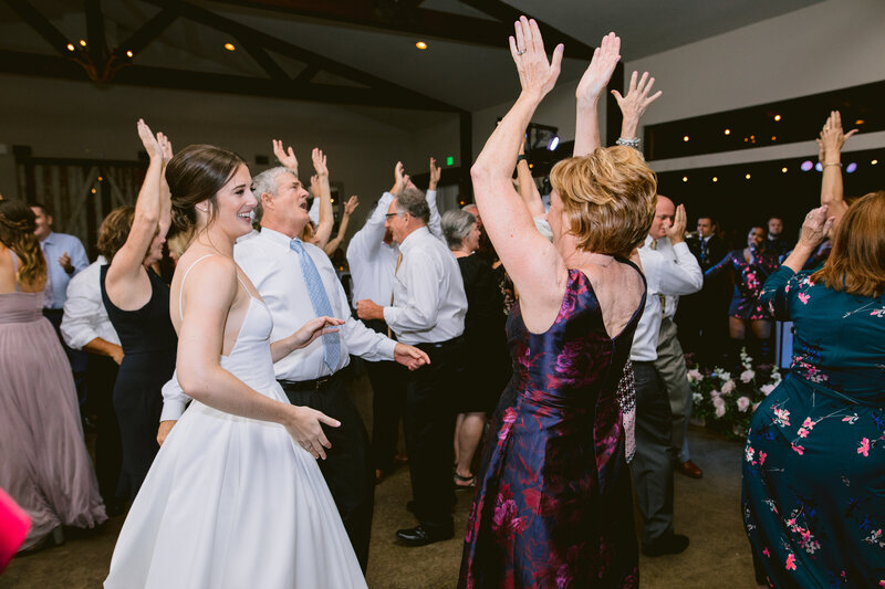 maggie-brent-pecan-spring-branch-wedding-contigo-ranch-frederickburg-124