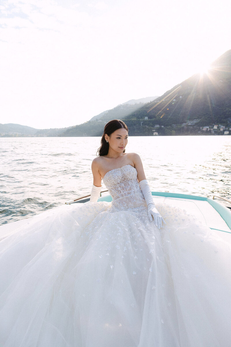 couple photoshoot lake como passalacqua hotel 41