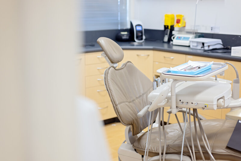 dental chair and equipment in comfortable clinic