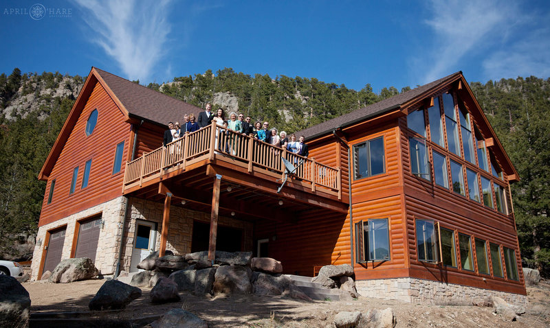 Narrow Trail Ranch is a nice VRBO vacation rental home that allows small elopements in Estes Park, Colorado