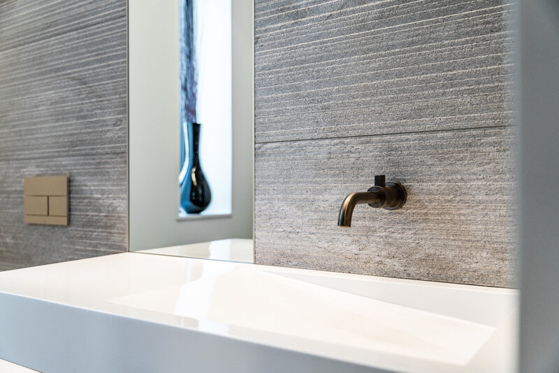 modern-powder-bath-floating-faucet-ramp-sink