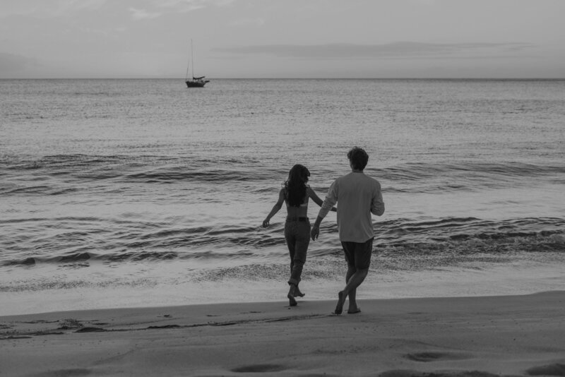 black and white Hawaii beach session north shore