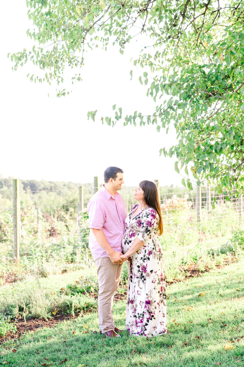 Mayer Outdoor Maternity Session-58