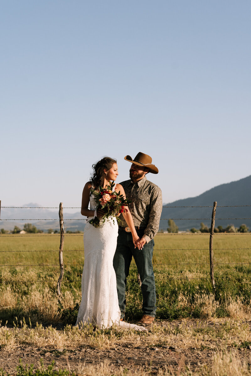 parkhomeranchwesternelegantwedding-29