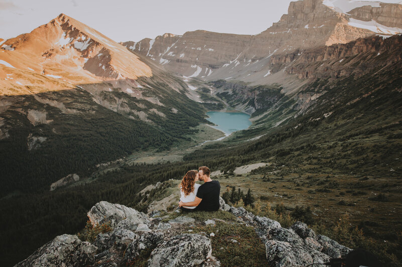 Rocky Mountain Engagement Session - Rockies Heli Canada