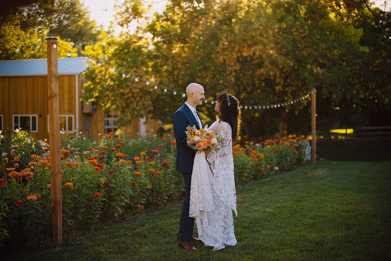 Estes Park Wedding Photographer Denver Wedding Venue Planner Della Terra Mountain Top Fall Colorful Wedding Liz Osban Photography Black Canyon Inn Wyoming Wedding Photographer Elopement Engagement 61