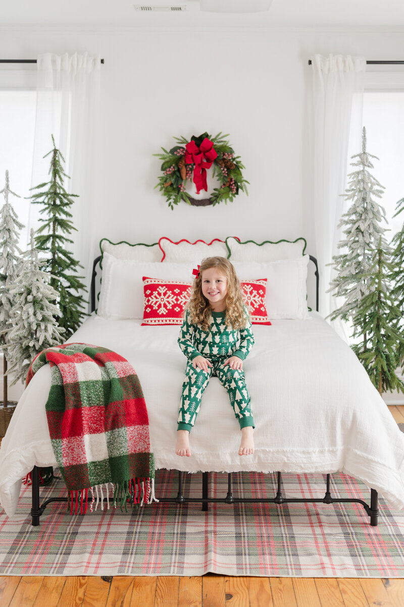 Simply Me portrait of Jessica Barrett in Williamsburg, Va