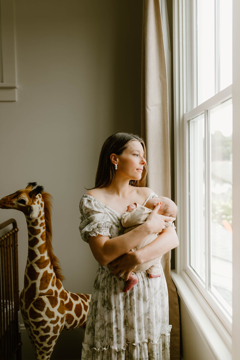 Lifestyle newborn photoshoot
