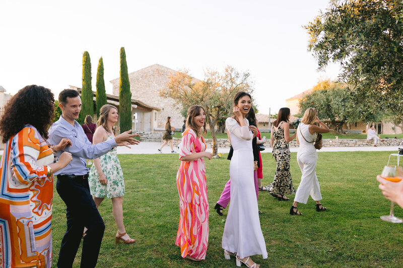 Photographe mariage domaine de sarson grignan victoria le petit-117