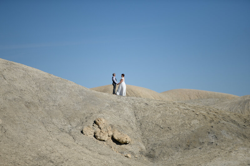 10.19.20 Elopement at Alstrom Point Vicky and Paige Photography by Terri Attridge-86