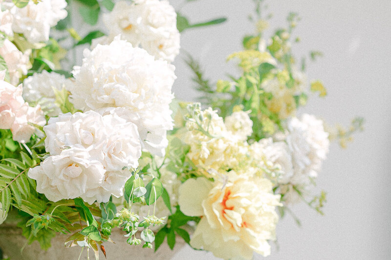 Image de fleurs d'un bouquet de mariage.