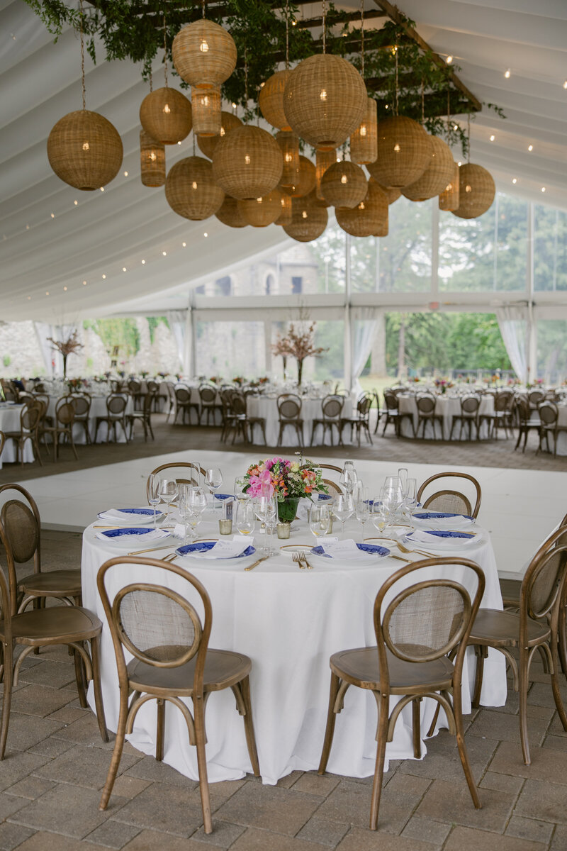E&BWed1137