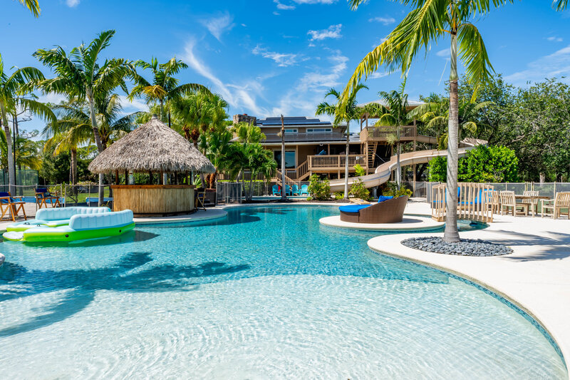 Pool (1)