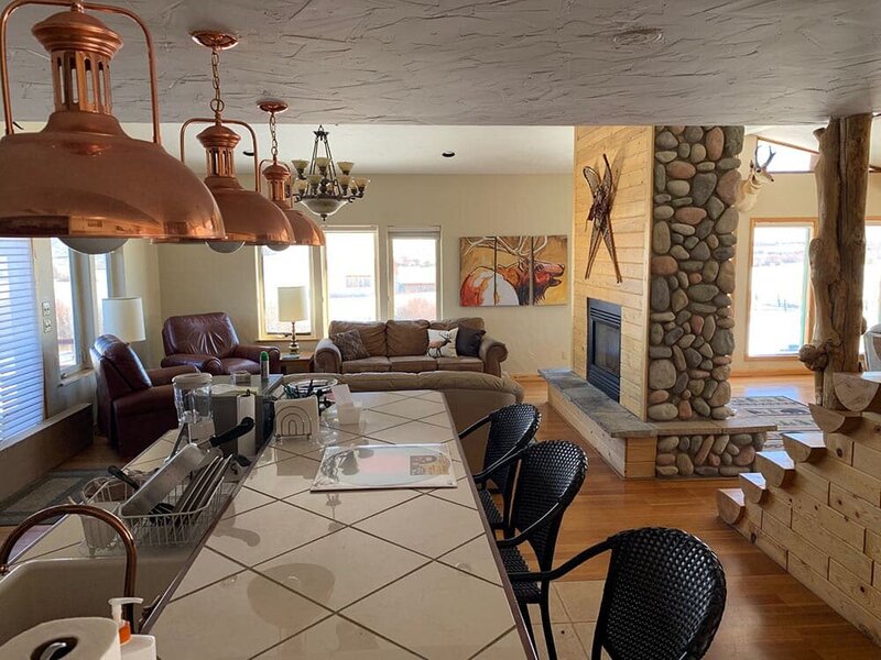 Huston lodge dining and living room