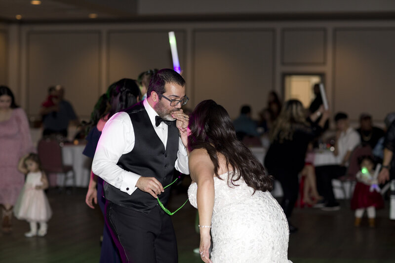 dancing-party-reception-wedding