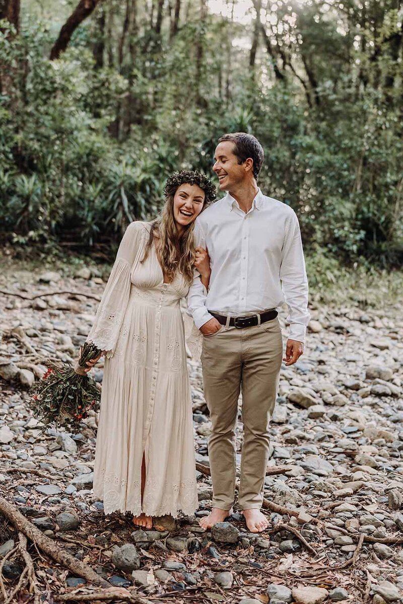 Loz&Wayde-couple leoping at Bellingen river