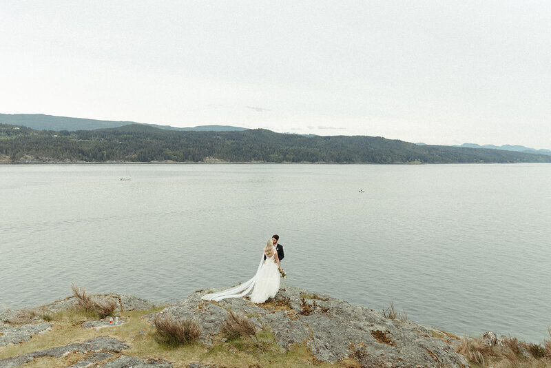 brandon-and-olivia-savary-island-intimate-micro-wedding-hawaii-of-bc-photographer-bre-poole-photography-67