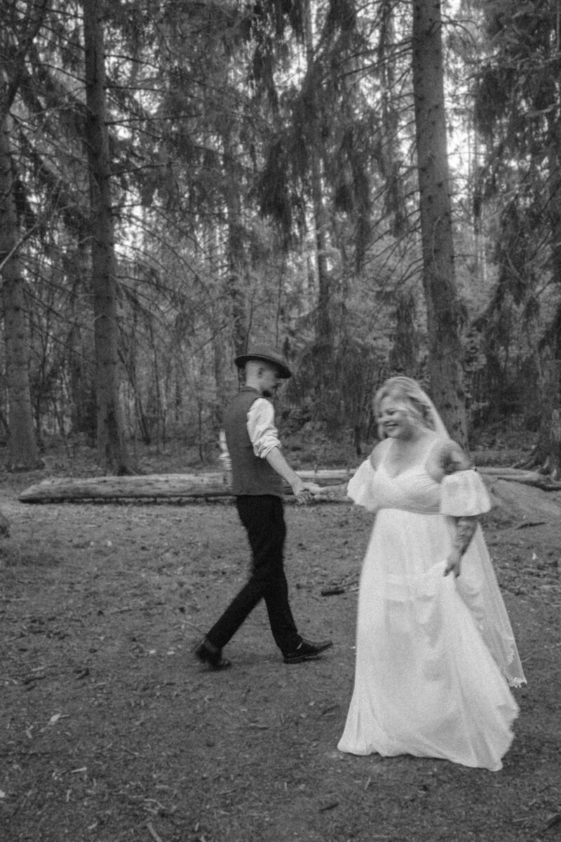 häät kahdestaan, Finland wedding photographer, finland weddings, lapland weddings, nordic weddings, archipelago, Rovaniemi wedding photographer, Lapland wedding photographer, adventure weddings finland, elopment finland
