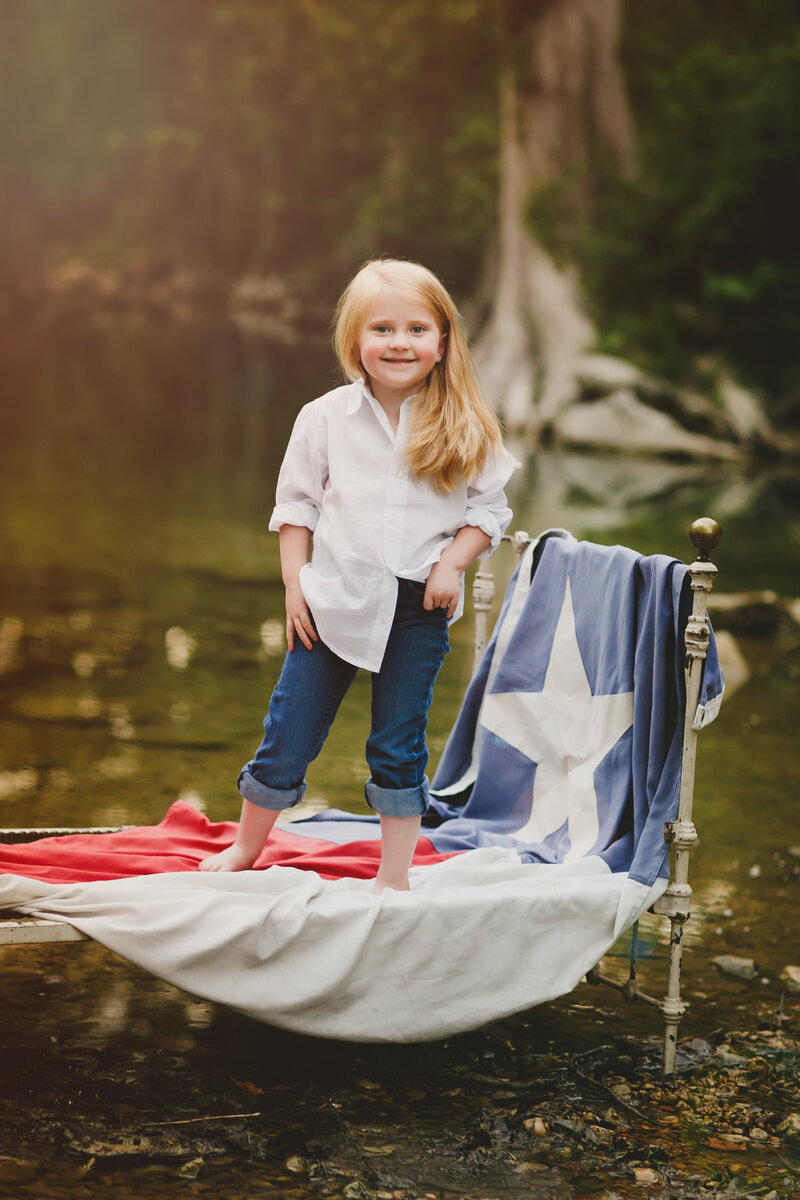 Experience the magic of our Dripping Springs family photographer.