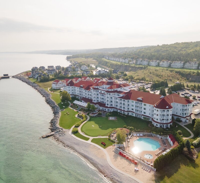 Bay-Harbor-Yacht-Club-Michigan-Wedding-42