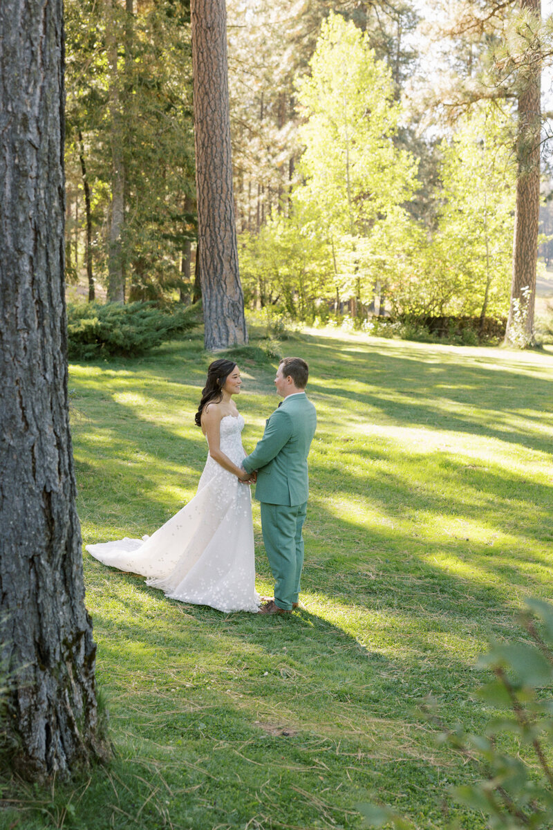 tiffany-andrew-wedding-previews-olive-and-oath-23