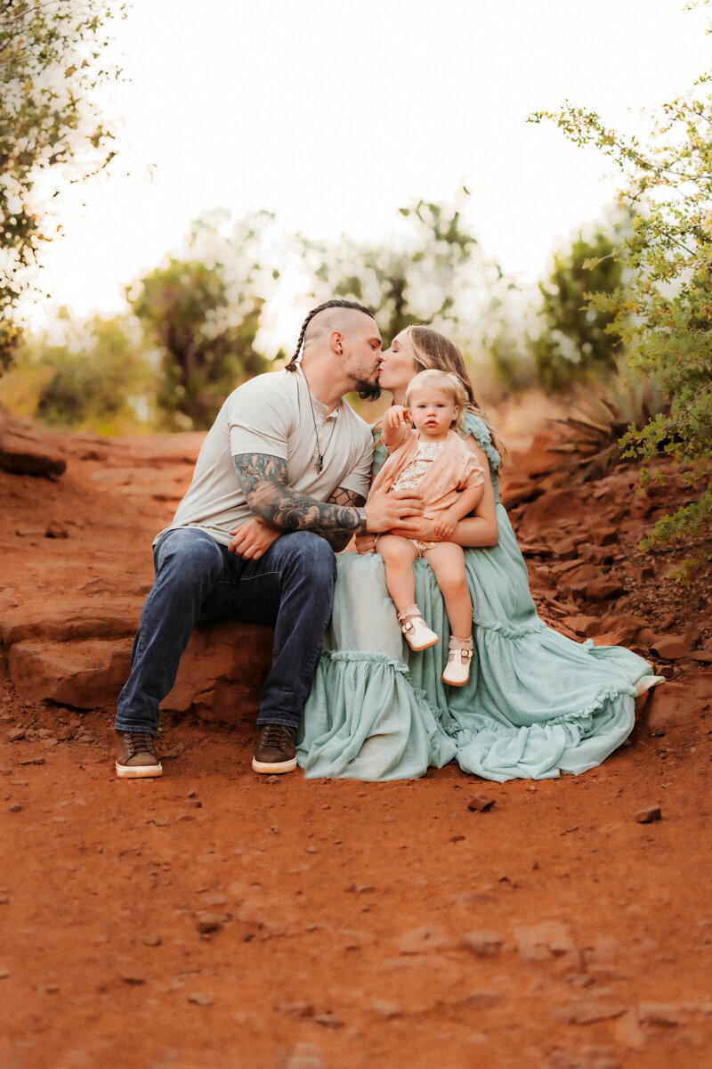 Sedona-maternity-photographer-13