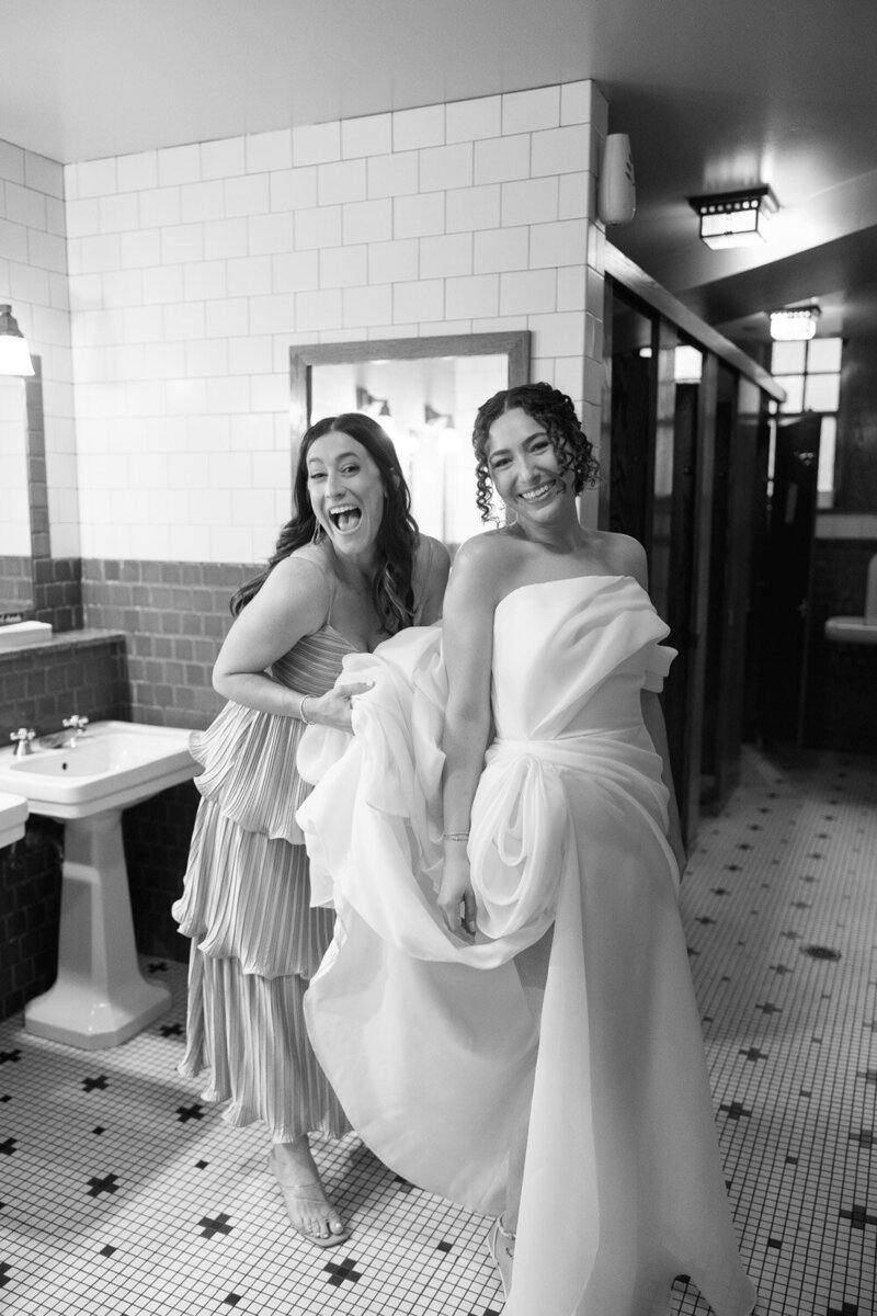 Cafe Brauer Wedding Photography 183