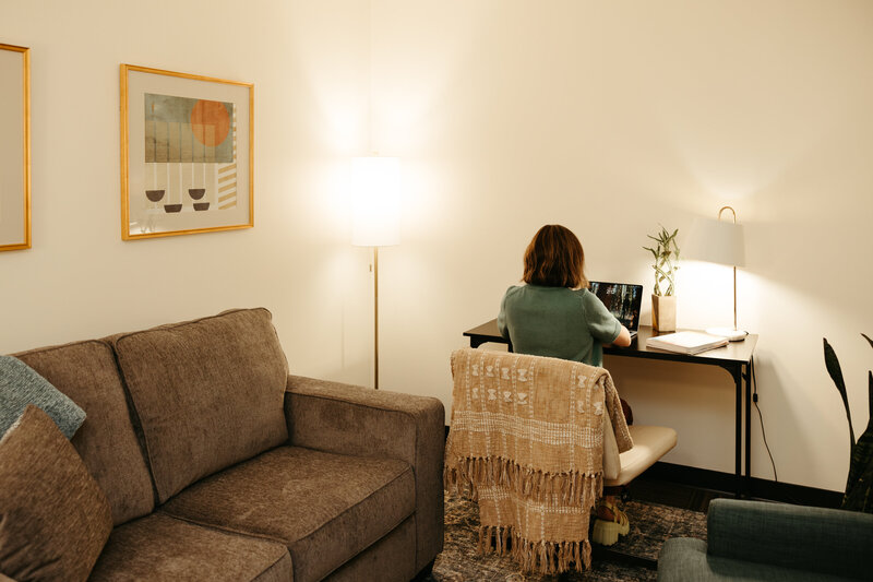 Therapist office in Kansas City with calm, welcoming interior