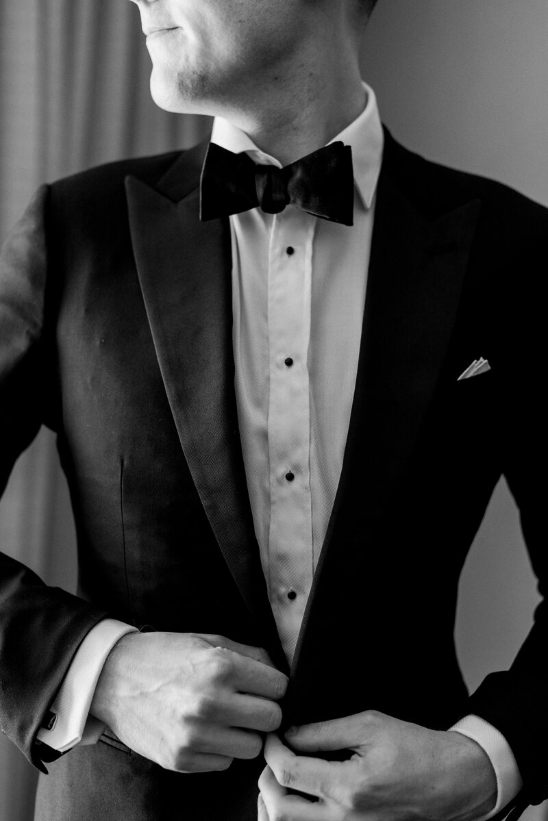 Pin by nata lita on ####antonia  Black and white tuxedo, Tuxedo