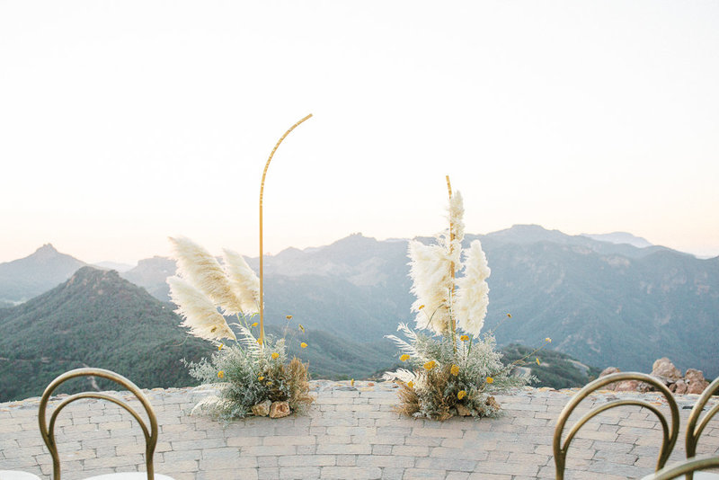 Babsie-Ly-Photography-Malibu-Rocky-Oaks-ochre-mauve-wedding-amorology-siren-floral-089