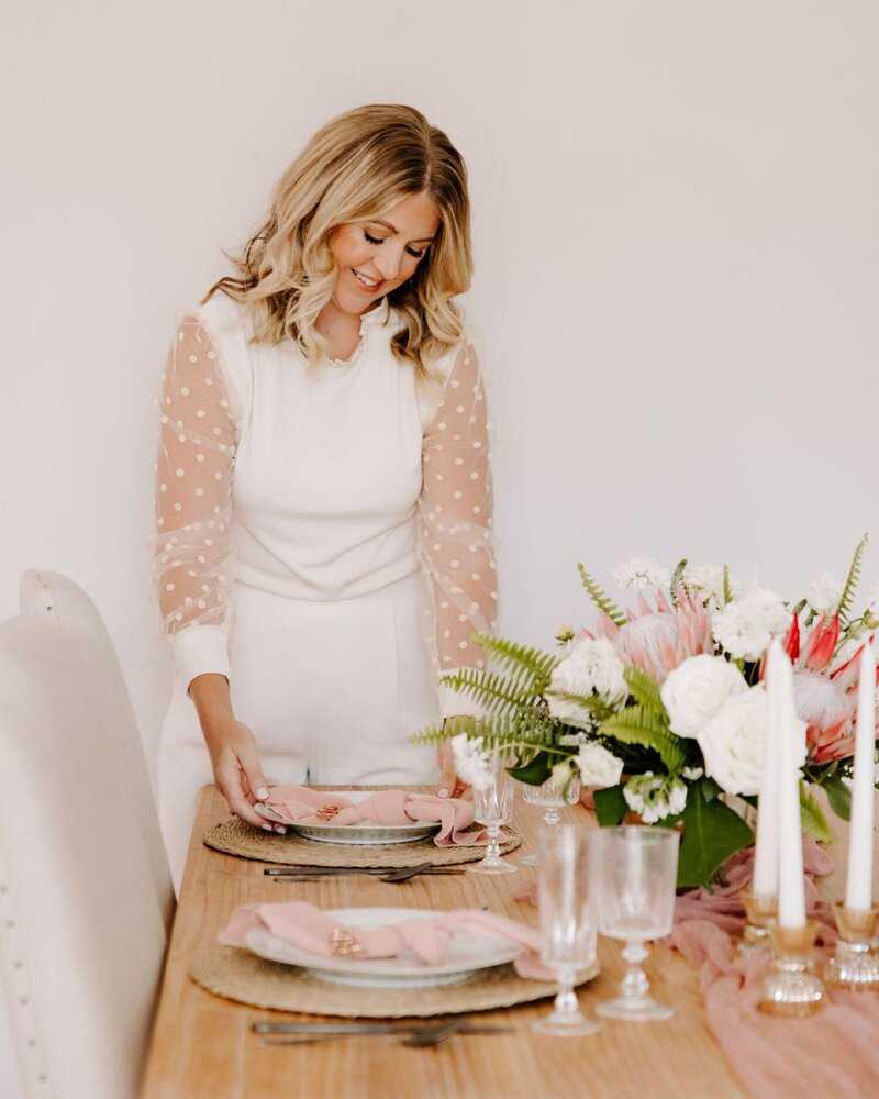 Dana, female founder of DWD travel & destination wedding, honeymoon & vacation planner