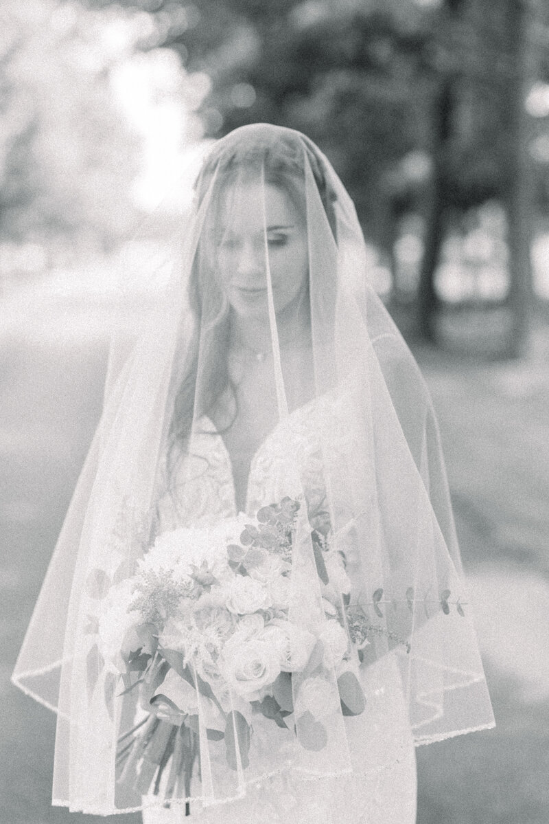 sarah-elizabeth-studio-ohio-wedding-photographer-jacob-madison-sneak-peeks-28