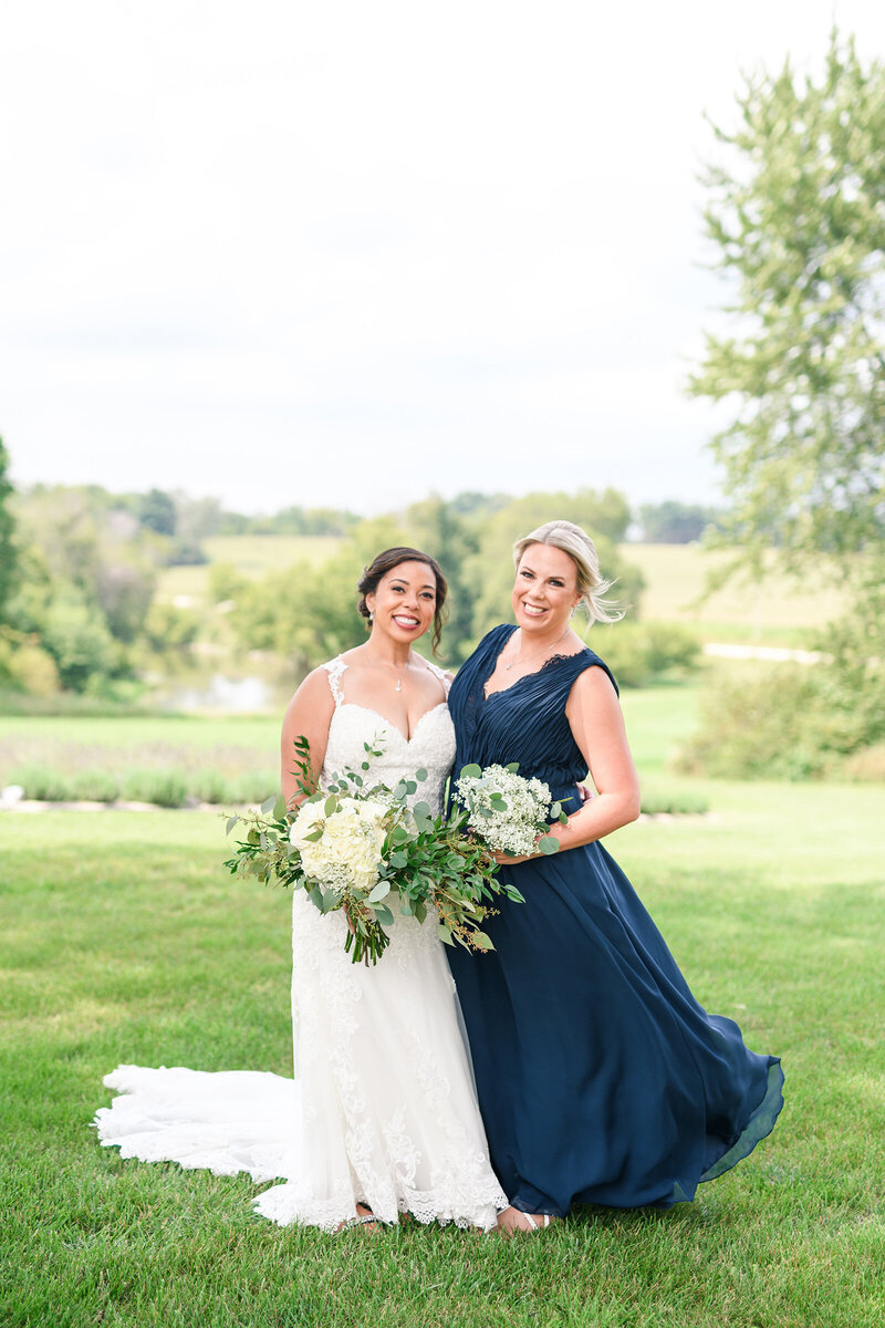 farmin-bettys-wedding-wisconsin-the-paper-elephant-0055