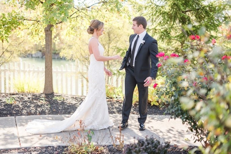 featured-wedding-lauren-and-dave-resized_1063