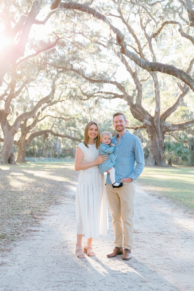 Sea-Pines-Mossy-Oaks-Session-Lamp-and-Light-Photography-1