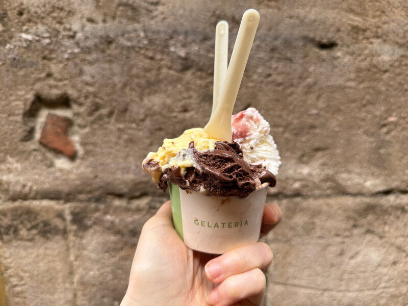 Gelato at Caniparoli in Lucca, Italy
