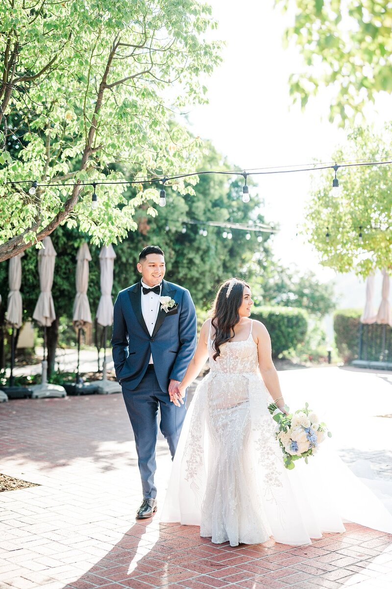 Burbank Wedding Photographer | Castaway | Los Angeles Wedding | Dusty blue and black tie | Nataly Hernandez Photography-127