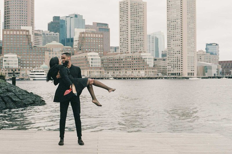 fan pier park engagement photos-000005510036