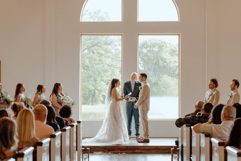 angelina-loreta-photography-texas-wedding-photographer-bride-groom-houston-magnolia-collegestation-48
