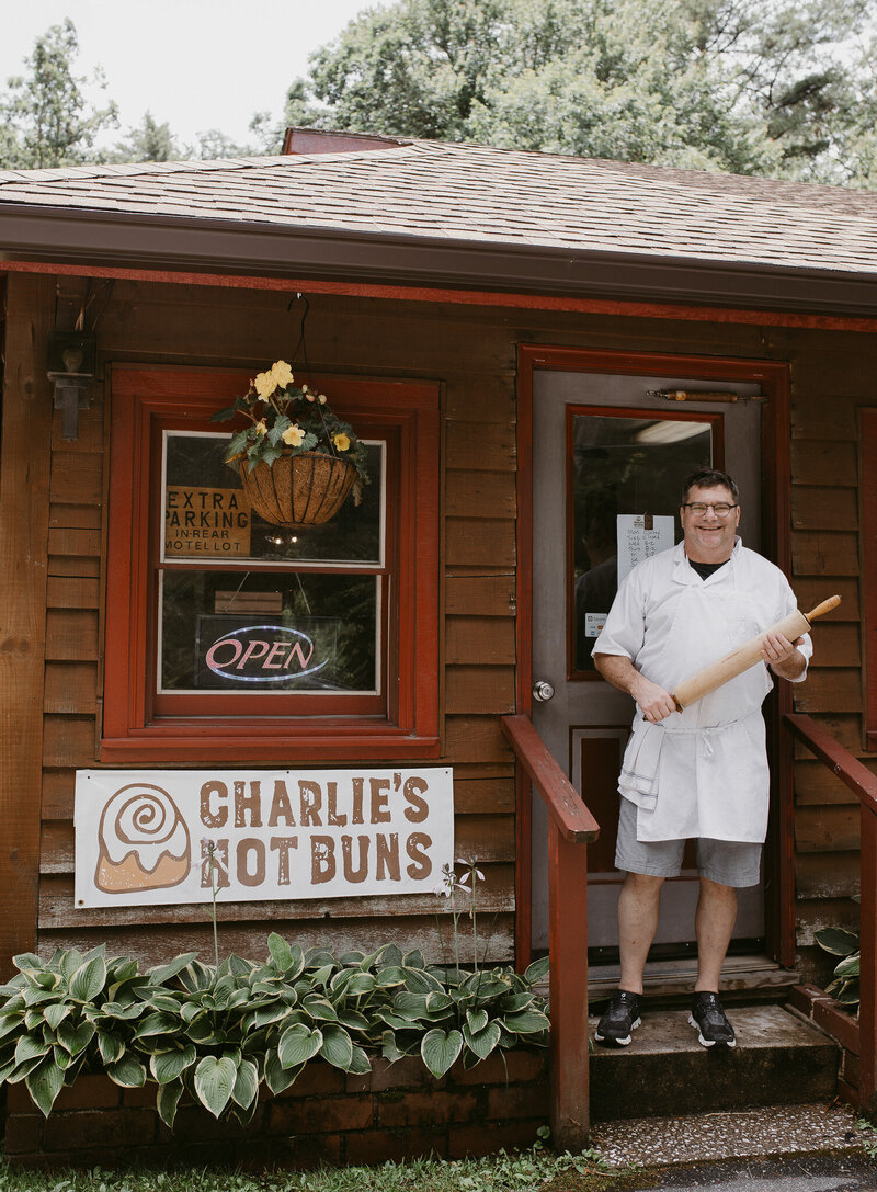 Charlie's Hot Buns Joyful State Creative Brand Photography15