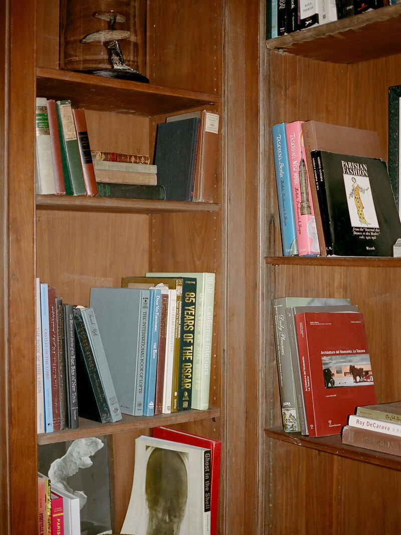 Brady Bates - The Paramour Estate-8