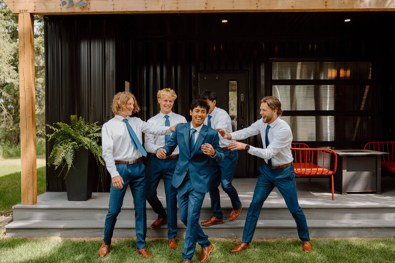 Calgary Wedding Photographer