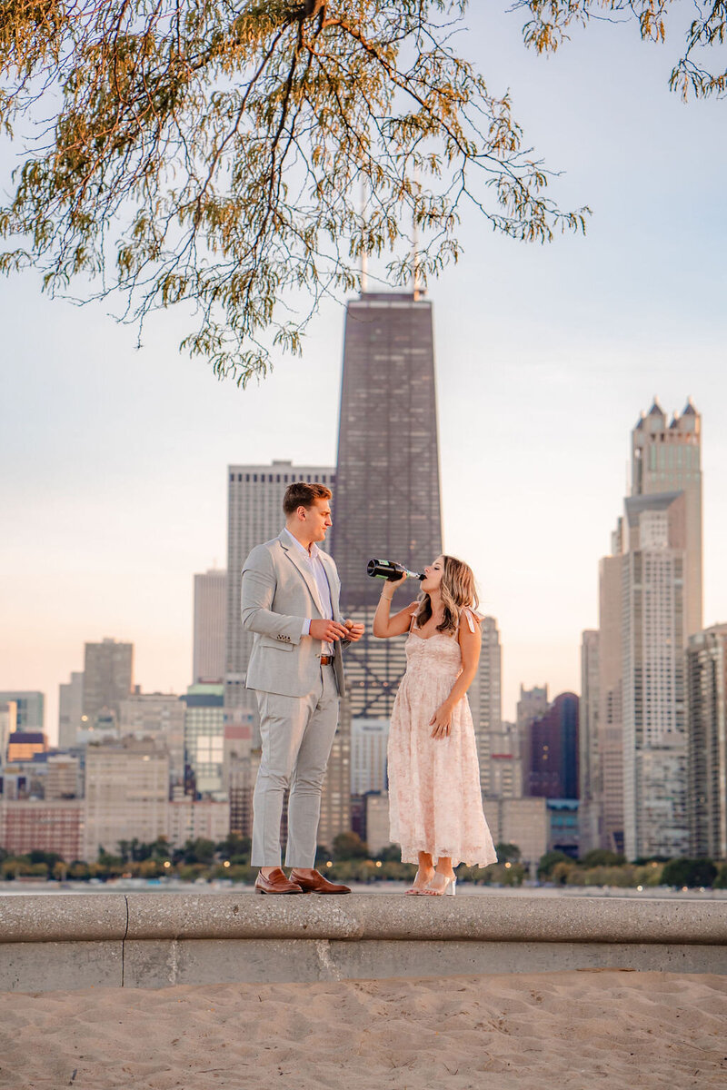 north-avenue-pier-engagement-session (22)