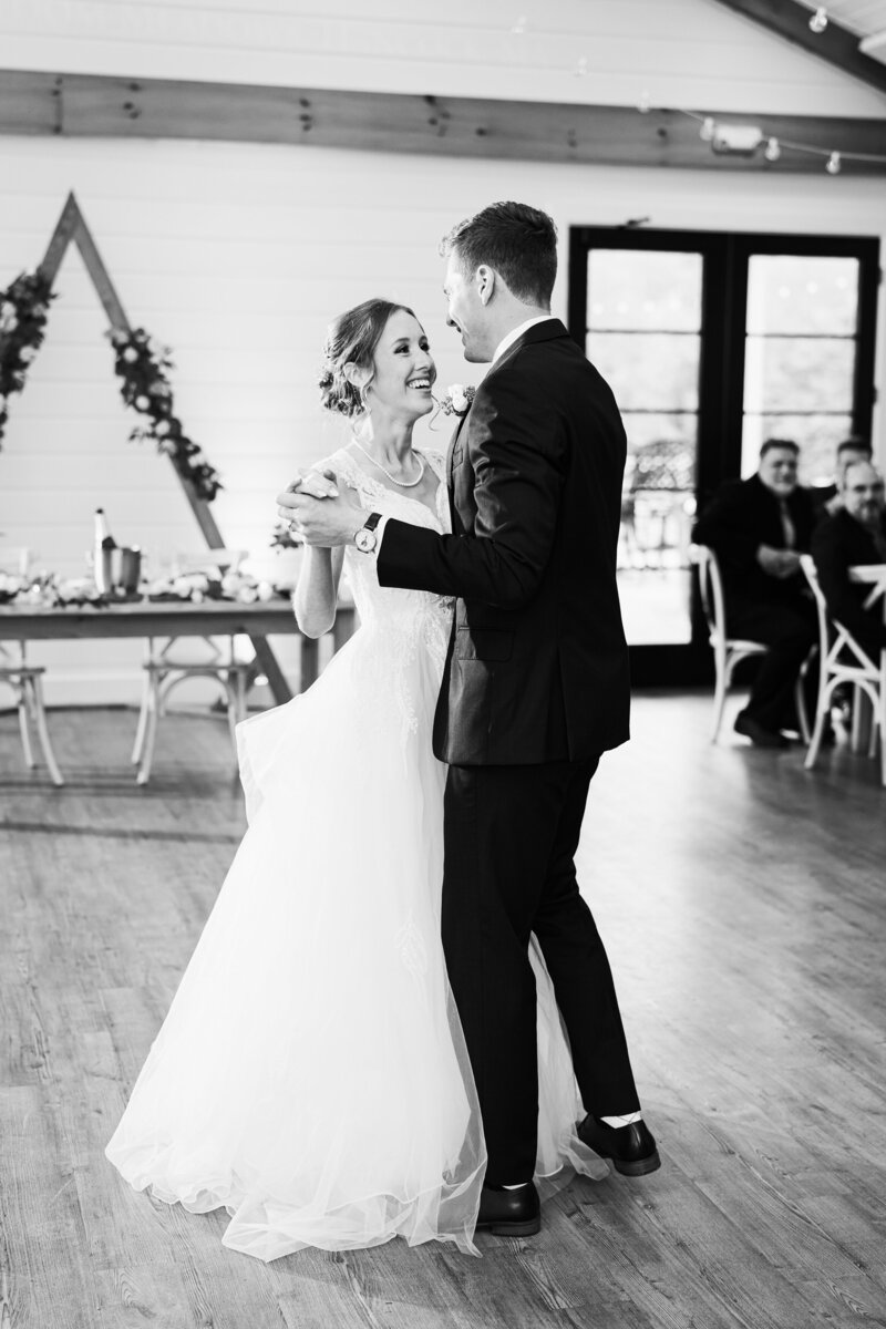 bloom-meadows-berkshire-wedding-photography-67