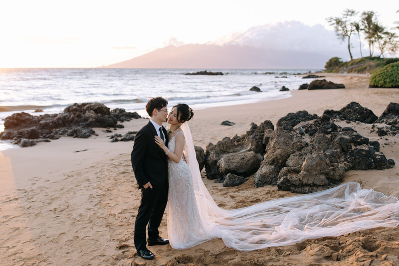 Maui luxury wedding photographer
