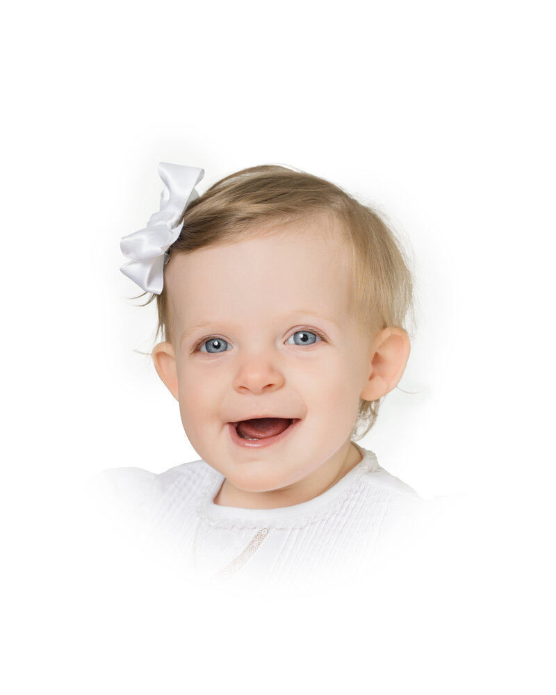 Capture your family’s precious moments with the best family photographer in Maple Grove. Specializing in natural, candid, and timeless family portraits.